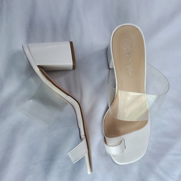 Clear Strap PVC Block Heel Open Toe with Toe Post Loop Mule Sandals - Picture 2 of 12